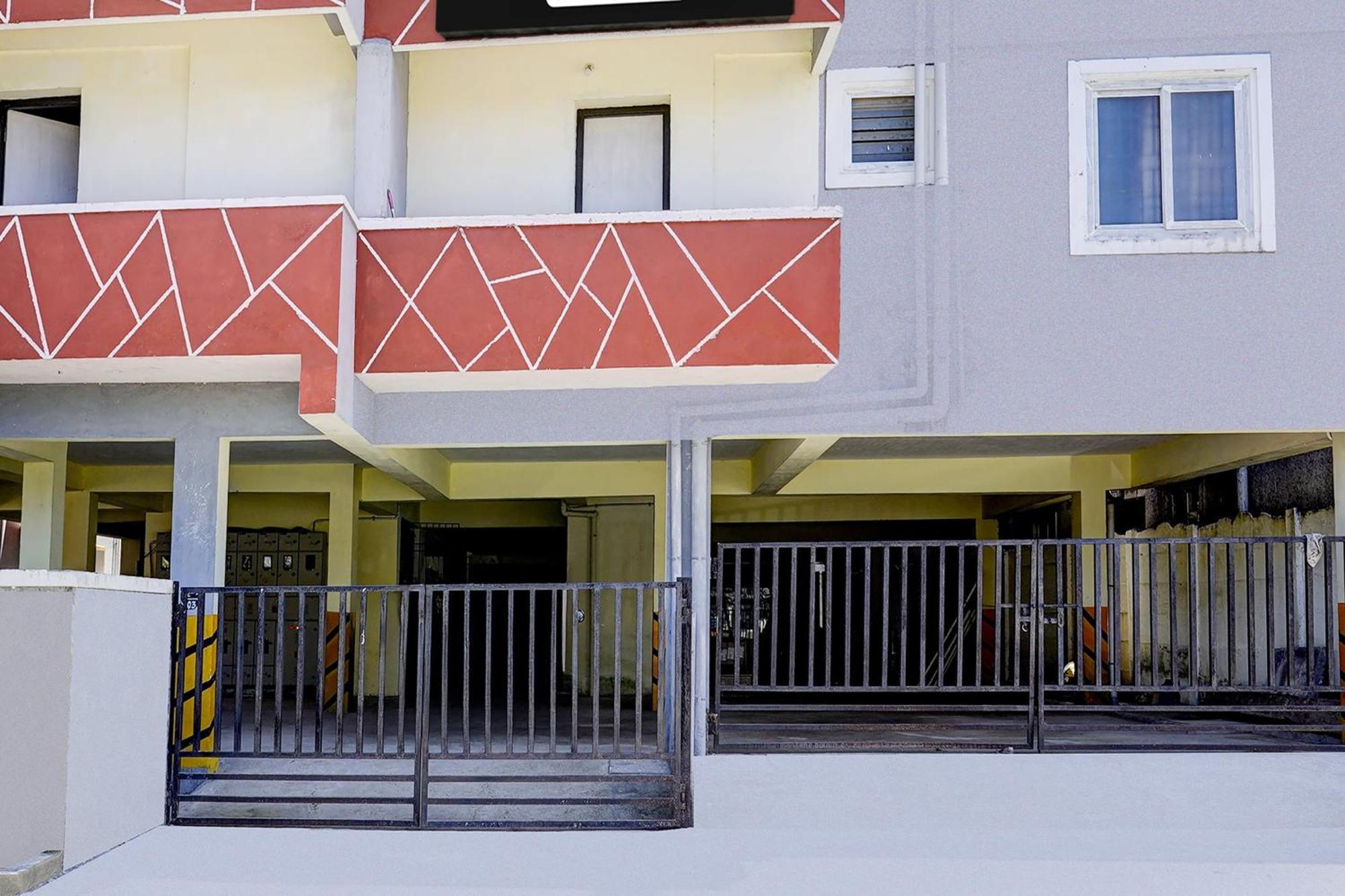 Collection O Sithalapakkam Medavakkam Formerly Srinivasa Residency Chennai Exterior photo